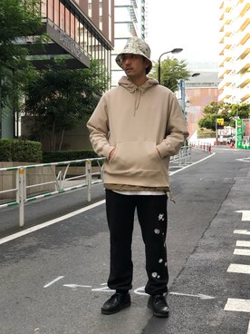 「MANASTASH（マナスタッシュ）のアイテム（パーカー）」を使った、Funachangさん（メンズ・177cm）の秋コーディネート