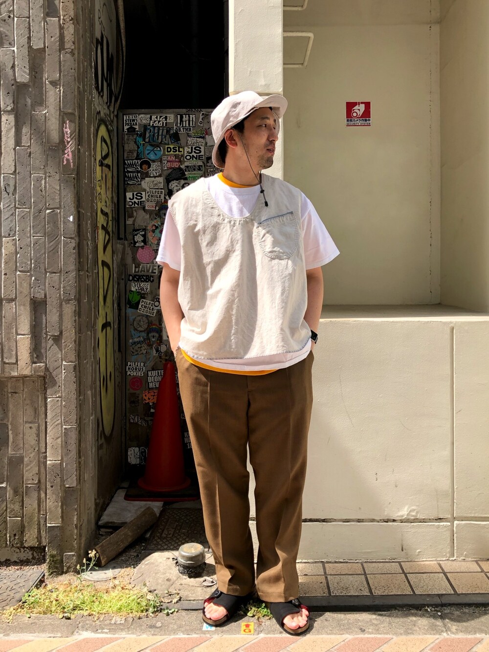 PORTER CLASSICのベストを使った人気ファッションコーディネート