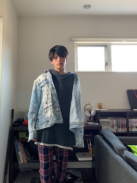 「Guess（ゲス）のアイテム（デニムジャケット）」を使った、そーさん（メンズ・170cm）の冬コーディネート