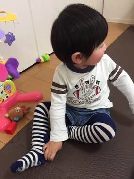 「アイテム（タイツ/ストッキング、ブルー系）」を使った、satiさん（キッズ・70cm）の冬コーディネート