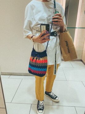 「UNIQLO（ユニクロ）のアイテム（トップス、ホワイト系）」を使った、momoさん（レディース）の秋コーディネート