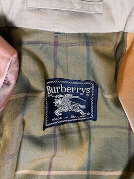 「BURBERRY（バーバリー）のアイテム（ステンカラーコート）」を使った、momoさん（レディース・158cm）の春コーディネート