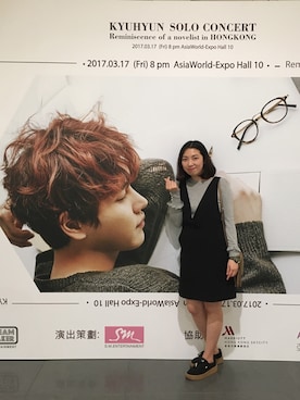 「ZARA（ザラ）のアイテム（ニット/セーター、グレー系）」を使った、니콜さん（レディース・160cm）の春コーディネート