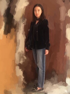 「Mo&Co.（モーアンドコー）のアイテム（シャツ/ブラウス、ブルー系）」を使った、니콜さん（レディース・160cm）の秋コーディネート