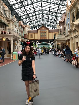 「GUCCI（グッチ）のアイテム（バックパック/リュック、その他）」を使った、니콜さん（レディース・160cm）の秋コーディネート