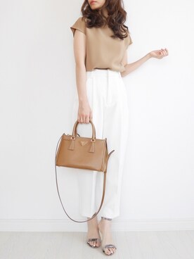 「UNIQLO（ユニクロ）のUVカットリブノースリーブセーター（ニット/セーター）」を使った、tomomiyu0920さん（レディース・157cm）の夏コーディネート