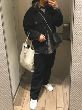 「AIR MAX」｜「アイテム（デニムジャケット）」を使った、amiさん（レディース・157cm）の秋コーディネート