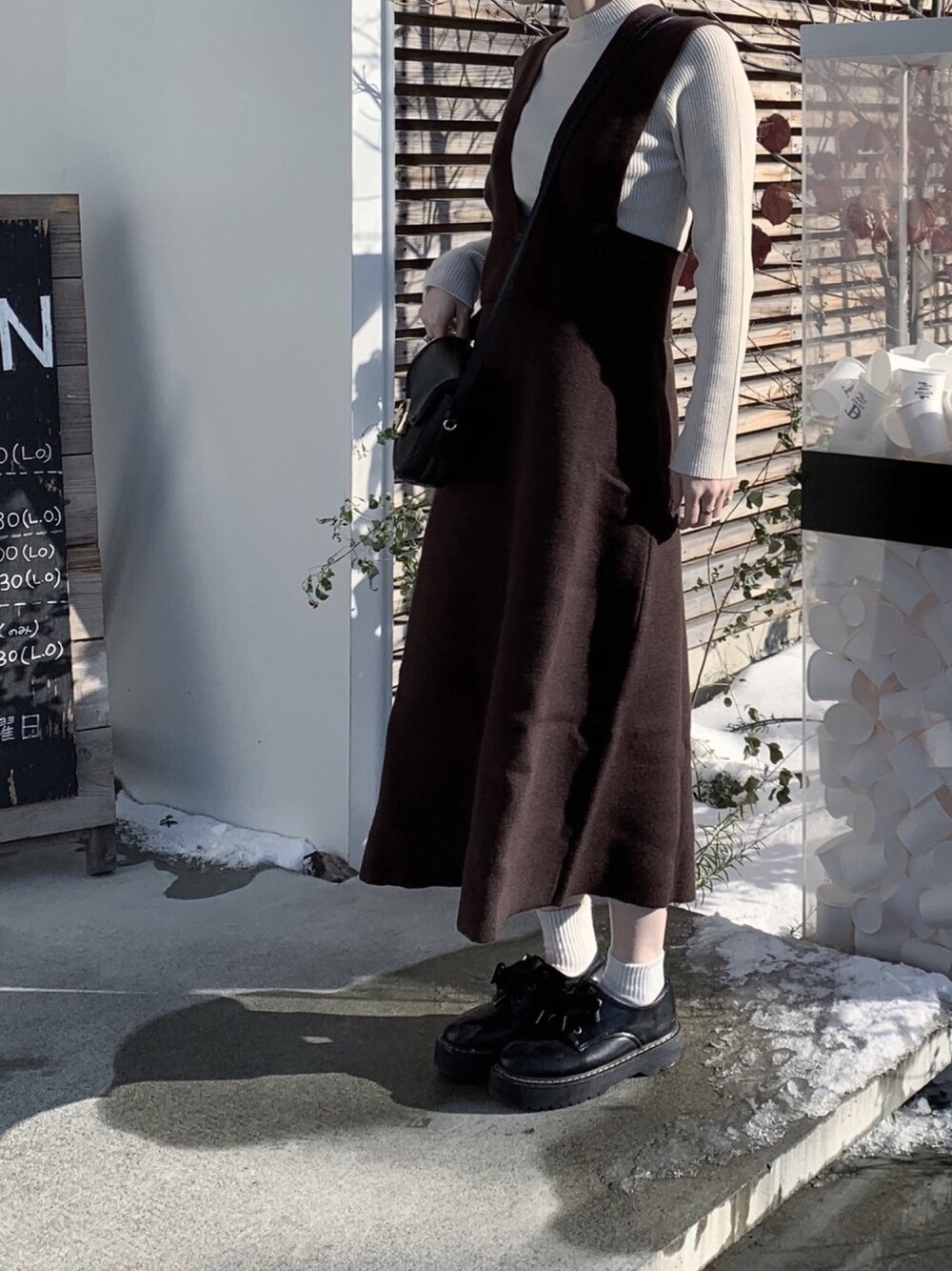 「アーバンリサーチ、URBAN RESEARCH、マイケルコース、秋冬コーデ、ニット、冬服」｜「w closetの【ZOZO限定】厚底レースアップシューズ（その他シューズ、ブラック系）」を使った、きっくさん（レディース・153cm）の秋コーディネートの1枚目の写真