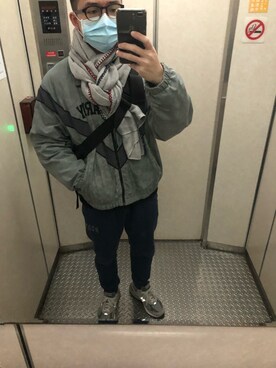 「roots（ルーツ）のアイテム」を使った、Yu Shan Shenさん（メンズ・173cm）の冬コーディネート