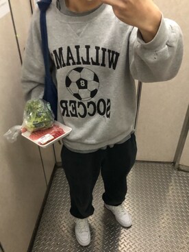 「Russell Athletic（ラッセルアスレティック）のアイテム（スウェット、グレー系）」を使った、Yu Shan Shenさん（メンズ・173cm）の春コーディネート