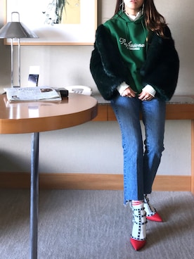 「フリルネック」｜「アイテム（その他アウター）」を使った、makikoさん（レディース・160cm）の冬コーディネート