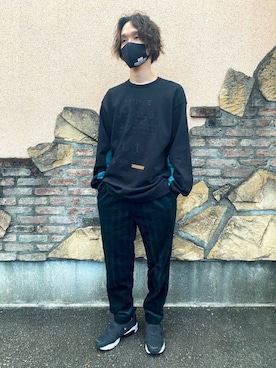 「シャリーフ(SHAREEF)」｜「アイテム（スウェット）」を使った、マイキーさん（メンズ・171cm）の冬コーディネート