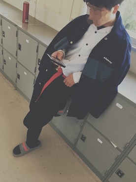 「STUSSY（ステューシー）のアイテム（その他アウター）」を使った、ばさおさん（メンズ・175cm）の春コーディネート