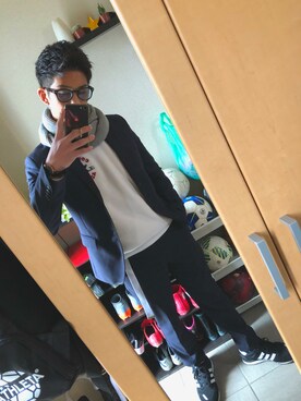 「H&M（エイチ・アンド・エム）のアイテム（テーラードジャケット）」を使った、山崎 康生さん（メンズ・172cm）の冬コーディネート