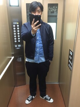 「アイテム（MA-1、ブルー系）」を使った、しげさん（メンズ・177cm）の冬コーディネート