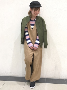 「AS KNOW AS PINKY（アズノゥアズピンキー）のアイテム（オールインワン・サロペット）」を使った、Rioさん（レディース・157cm）の冬コーディネート