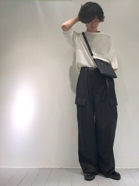 「アイテム（ボディバッグ/ウエストポーチ、ブルー系）」を使った、r.kobata1204さん（メンズ・182cm）の春コーディネート