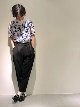 「スリッパ」｜「アイテム（スラックス）」を使った、r.kobata1204さん（メンズ・182cm）の夏コーディネート