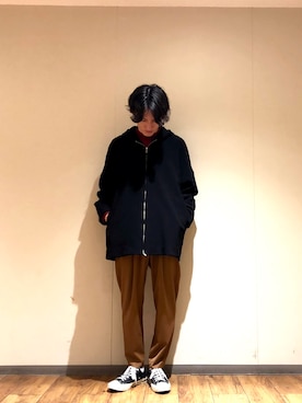 「Lui's（ルイス）のモックネック ビッグシルエット ロゴ スウェット（スウェット）」を使った、r.kobata1204さん（メンズ・182cm）の秋コーディネート