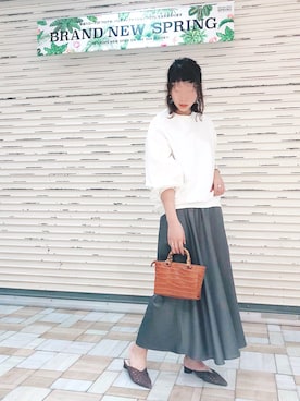 「アントマリーズ」｜「アイテム（スウェット）」を使った、___Nanaさん（レディース・170cm）の春コーディネート