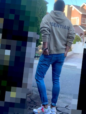 「off white」｜「アイテム（アナログ腕時計）」を使った、taka___0822さん（メンズ・183cm）の冬コーディネート