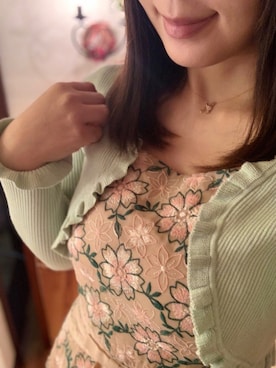 「TOCCA（トッカ）のアイテム」を使った、菅野奈織美さん（レディース・156cm）の春コーディネート