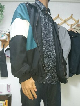 「H&M（エイチ・アンド・エム）のアイテム（シャツ/ブラウス、ブラック系）」を使った、@山猫さん（メンズ・169cm）の冬コーディネート