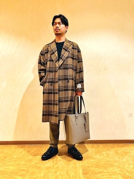「tk.TAKEO KIKUCHI」｜「アイテム（チェスターコート）」を使った、tk.TAKEO KIKUCHI溝口丸井さん（メンズ・175cm）の秋コーディネート