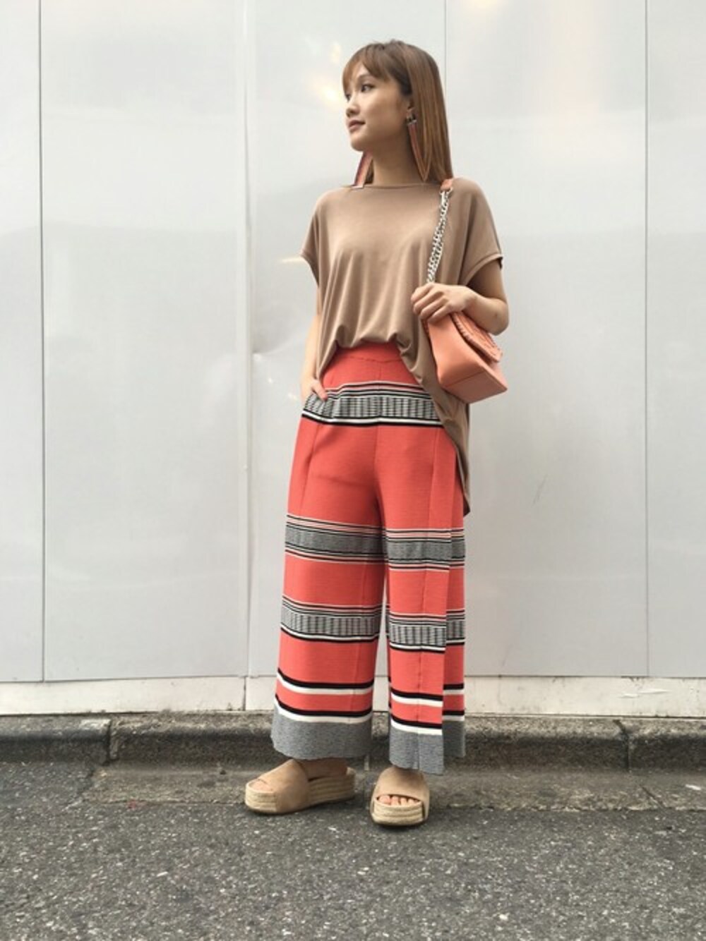 「カットソー、ボーダー、Tシャツ、バックシャン、リラックススタイル、ガウチョパンツ、低身長、the dayz Tokyo、最後の投稿」｜「THE DAYZ TOKYOのＤＯＵＢＬＥ ＣＵＴＳＥＷ（ジャージ、ベージュ系）」を使った、TheDayztokyoさん（レディース・150cm）の夏コーディネートの1枚目の写真