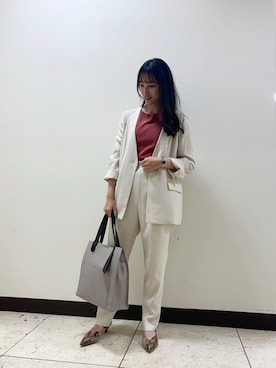 「CAST:（キャスト コロン）のアイテム（ノーカラージャケット）」を使った、AKKOさん（レディース・155cm）の春コーディネート