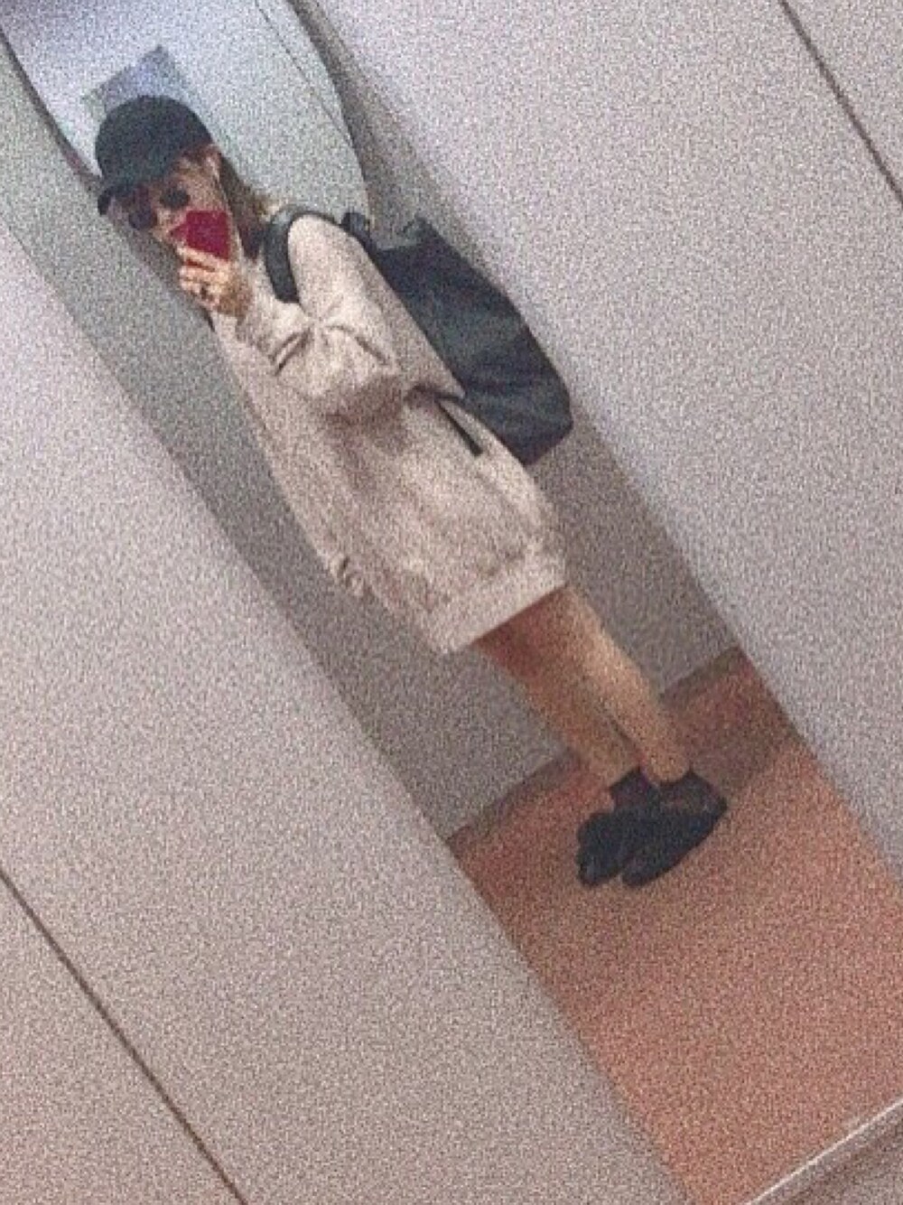 「シンプル、秋服、おしゃれさんと繋がりたい、スウェット、オーバーサイズ、ベージュ、HARE、Another Edition、トレンド」｜「HAREのウルトラBIGスウェット(HARE)（スウェット、ベージュ系）」を使った、hiraishimisakiさん（レディース・158cm）の秋コーディネートの1枚目の写真