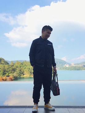 「Carhartt（カーハート）のアイテム（ナイロンジャケット）」を使った、Jiantさん（メンズ・178cm）の冬コーディネート