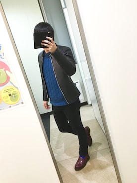 「ケーブルニット」｜「アイテム（ライダースジャケット）」を使った、もんさん（メンズ・176cm）の冬コーディネート