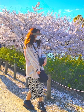 「GRL（グレイル）のアイテム（その他アウター、ベージュ系）」を使った、フルグラさん（レディース・160cm）の春コーディネート