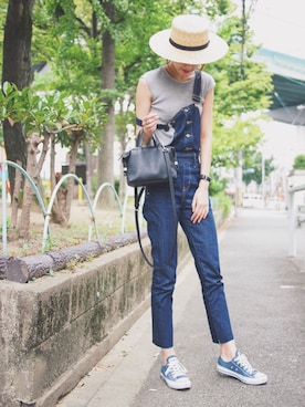 「Levi's（リーバイス）のアイテム（サロペット/オーバーオール）」を使った、MARIKOさん（レディース・168cm）の夏コーディネート