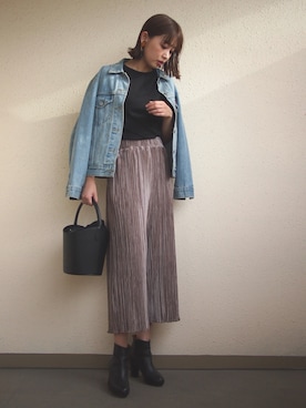 「プリーツ」｜「アイテム（デニムジャケット）」を使った、MARIKOさん（レディース・168cm）の秋コーディネート
