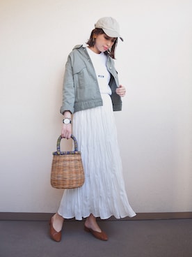 「MSGM（エムエスジーエム）のアイテム」を使った、MARIKOさん（レディース・168cm）の春コーディネート