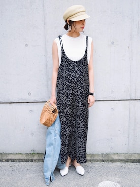 「スリッパ」｜「アイテム（オールインワン・サロペット）」を使った、MARIKOさん（レディース・168cm）の春コーディネート