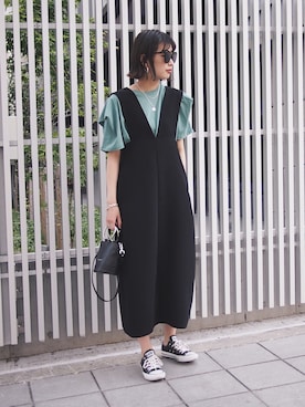 「CONVERSE（コンバース）の【converse】レザーオールスターOX（スニーカー）」を使った、MARIKOさん（レディース・168cm）の春コーディネート