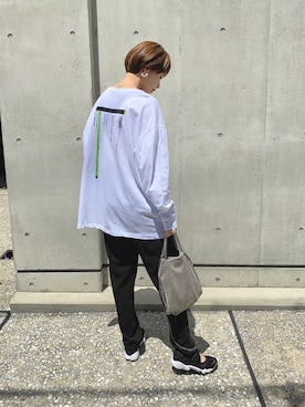 「STELLA McCARTNEY（ステラマッカートニー）のアイテム（トートバッグ）」を使った、MARIKOさん（レディース・168cm）の春コーディネート