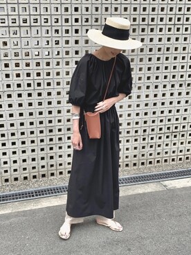 「LOEWE」｜「アイテム（シャツワンピース）」を使った、MARIKOさん（レディース・168cm）の春コーディネート