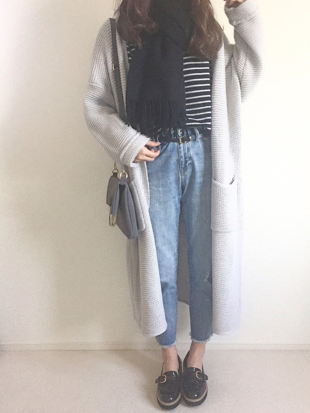 「プチプラ、カジュアルコーデ、ボーダー、ロングカーディガン、UNIQLO、ユニクロ」｜「CIAOPANIC TYPYのあったかボーダー後ろリボン（Tシャツ/カットソー、ブルー系）」を使った、chocoさん（レディース・153cm）の冬コーディネートの1枚目の写真