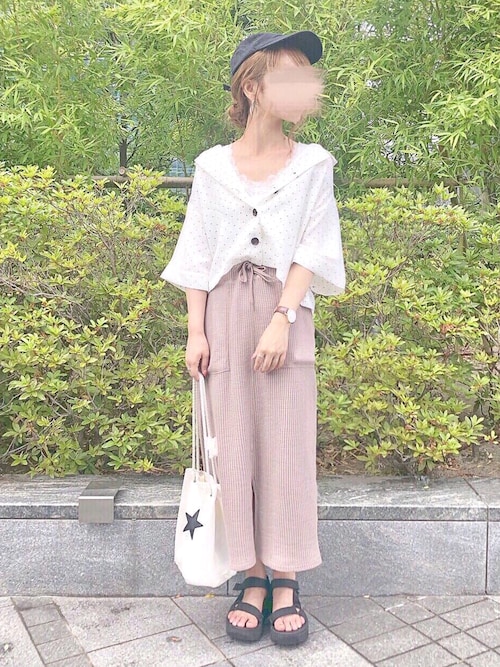 シルバーピアス コーデ
