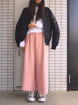 「EMODA」｜「アイテム（MA-1）」を使った、_naaao_さん（レディース・162cm）の春コーディネート