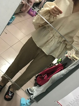 「mystic（ミスティック）の袖タックボリュームブラウス（シャツ/ブラウス）」を使った、猪傻傻さん（レディース・163cm）の春コーディネート