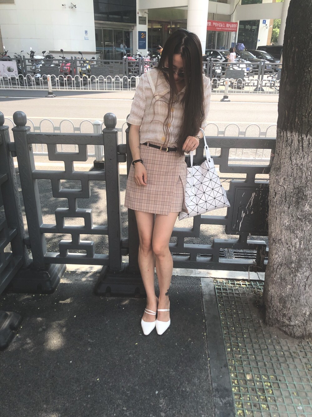 「GUCCIのアイテム（メガネ、ブルー系）」を使った、小龙虾さん（レディース・164cm）の夏コーディネートの1枚目の写真