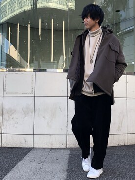 「STUDIOUS（ステュディオス）のアイテム（パーカー）」を使った、きょうすけさん（メンズ・175cm）の冬コーディネート