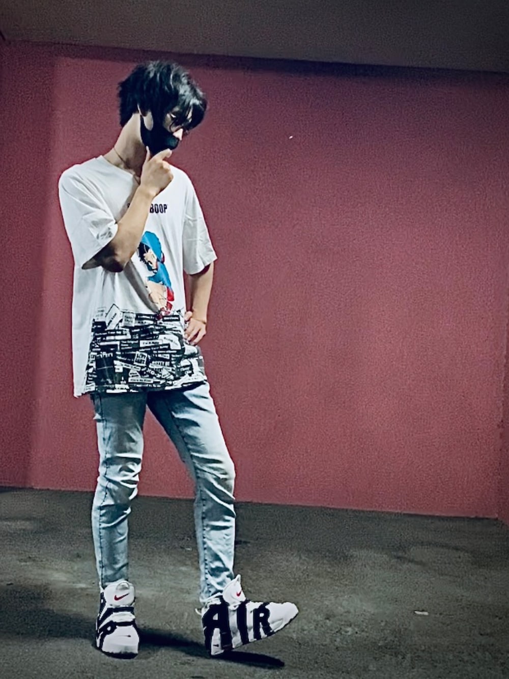 「シンプルコーデ、モアテン、アップテンポ、AIR MORE UPTEMPO、モアテン男子、ベティちゃん、NIKE、ジースター・ロゥ(G-STAR RAW)、スニーカー好きと繋がりたい」｜「G-STAR RAWの¥22000（パンツ、ブルー系）」を使った、みなみちゃんさん（メンズ・179cm）の春コーディネートの1枚目の写真