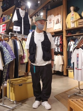 「Gramicci（グラミチ）のアイテム（帽子）」を使った、iuriurさん（メンズ・175cm）の夏コーディネート