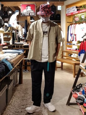 「TIMELY WARNING（タイムリーワーニング）のアイテム」を使った、iuriurさん（メンズ・175cm）の夏コーディネート